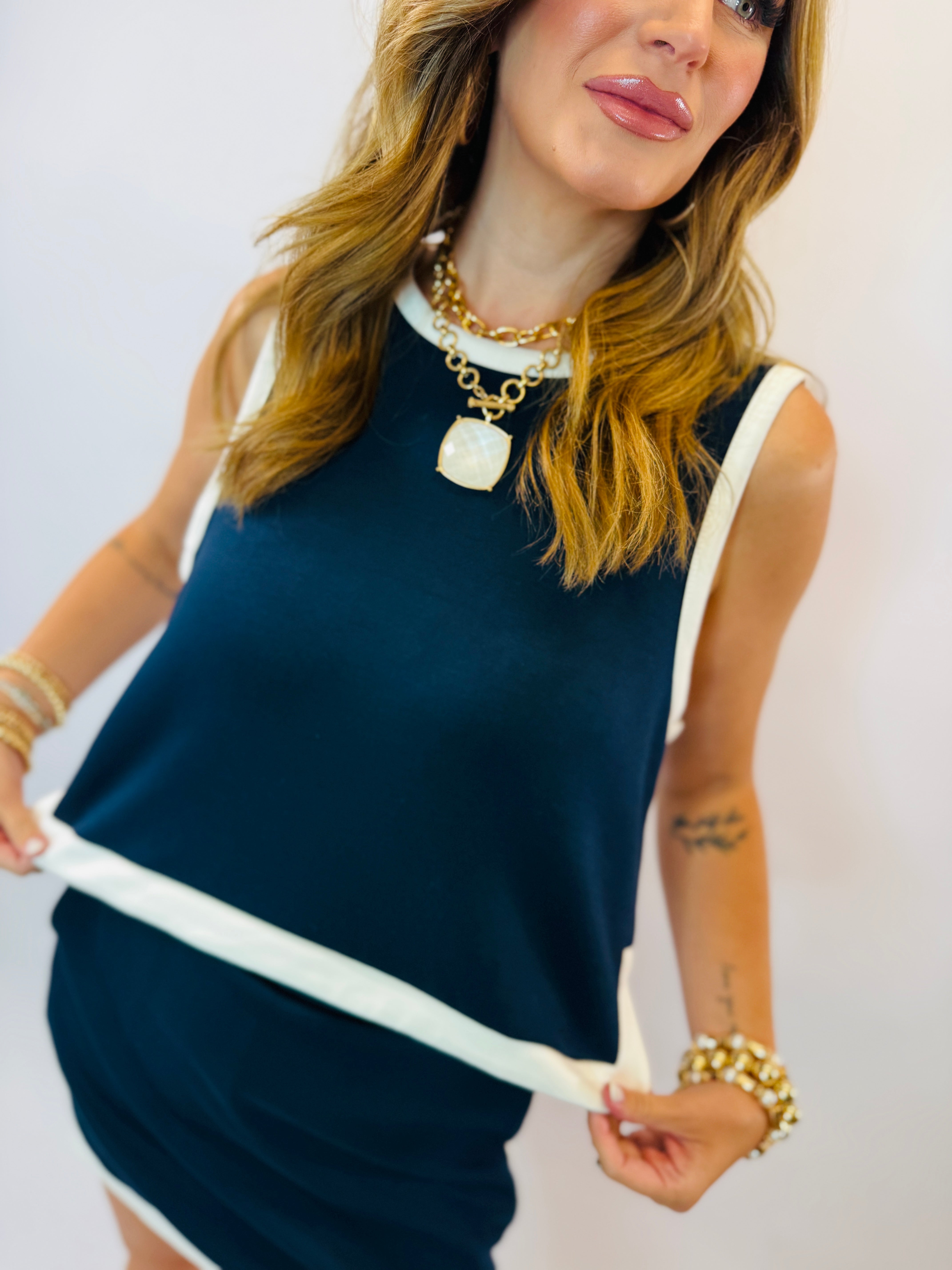 Beth Set-  Top
