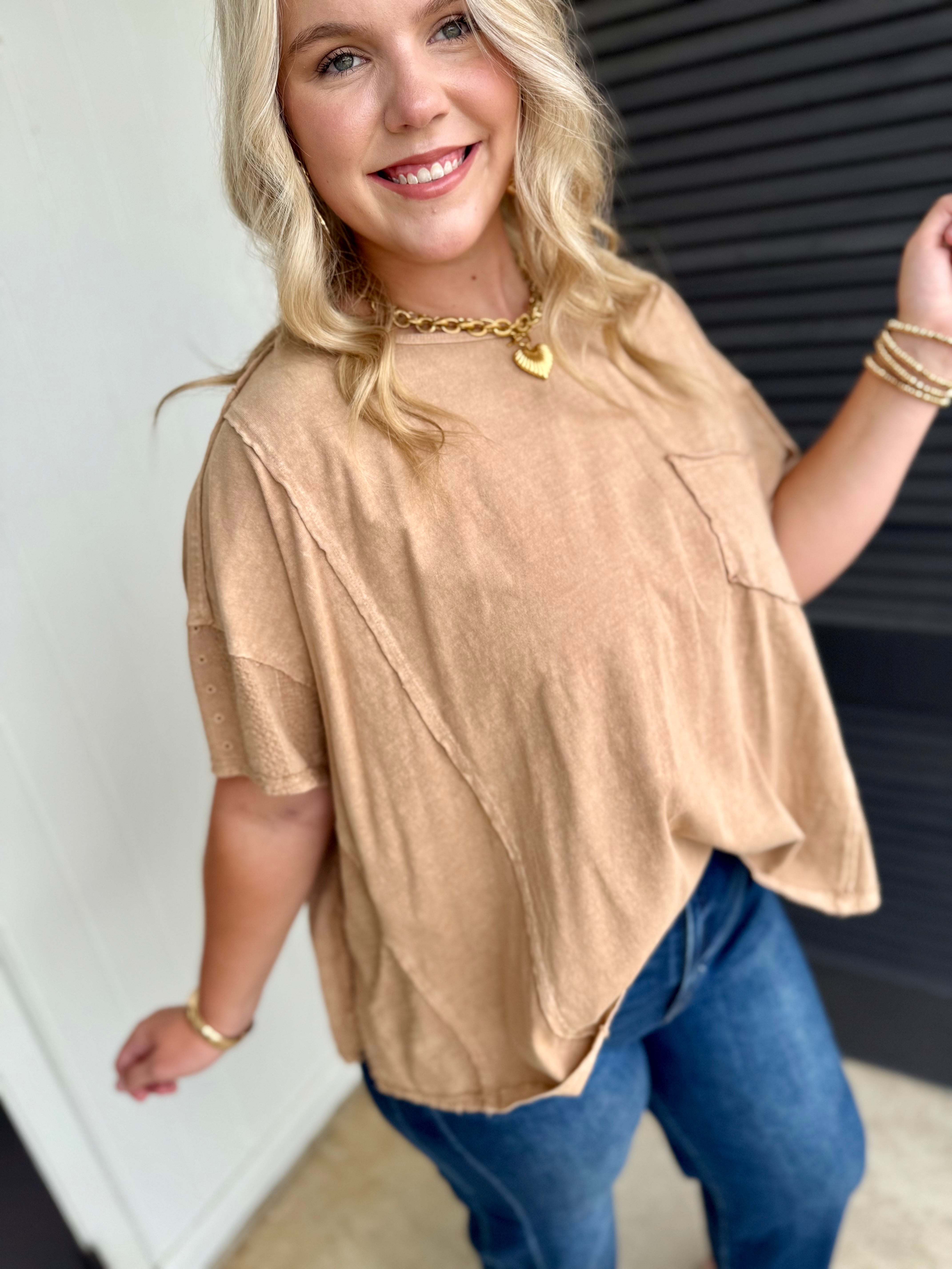 Hala Top
