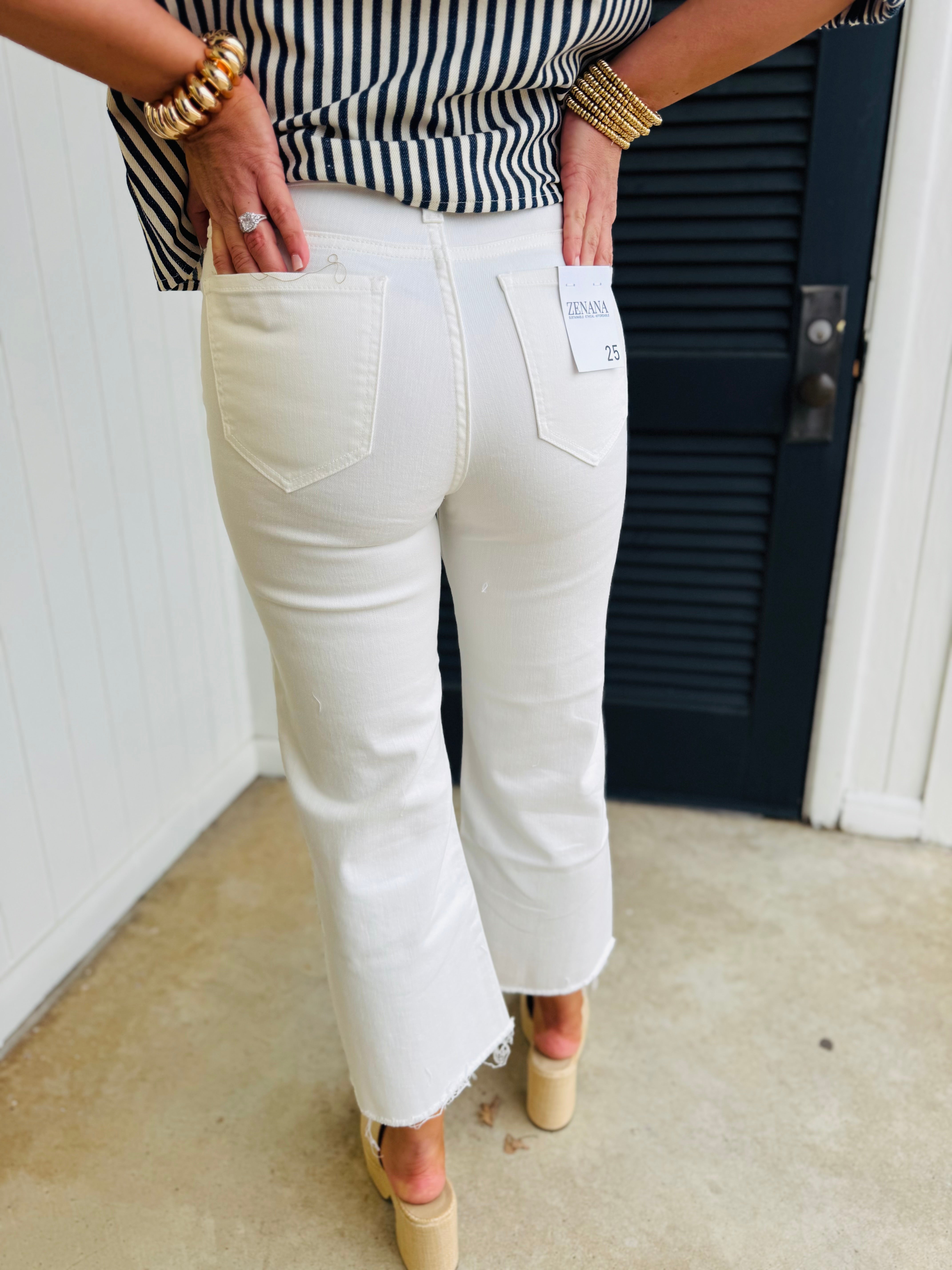 Ava Off white crop flare pant