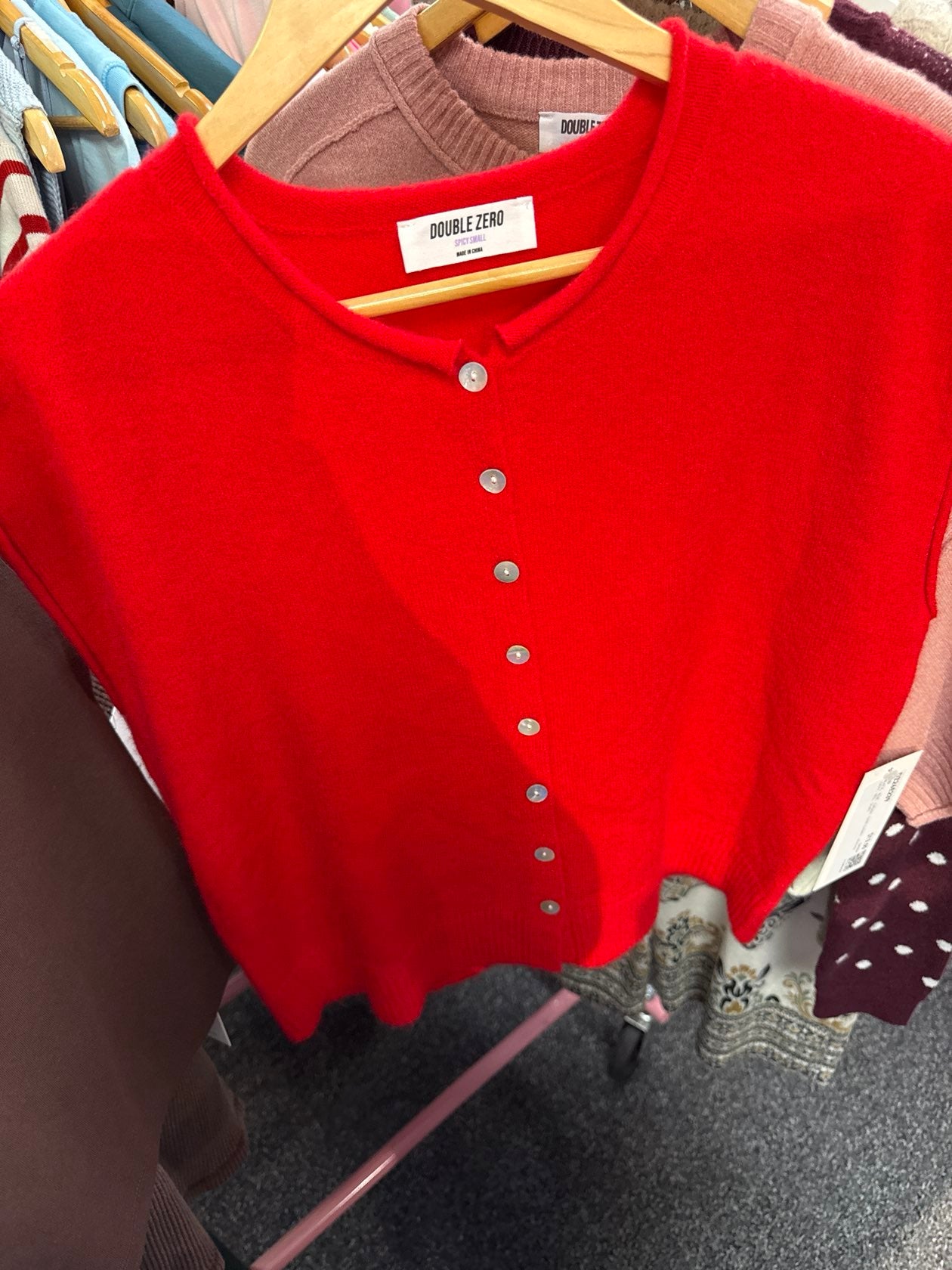 Red Double Zero button-front sleeveless sweater vest with silver snap buttons, spicy small size.